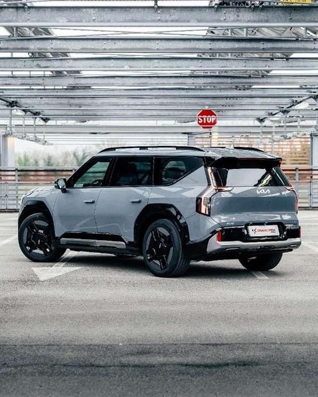 Nuevo Kia EV9 GT-Line 113 kW (154 CV) 2026 Verde SUV