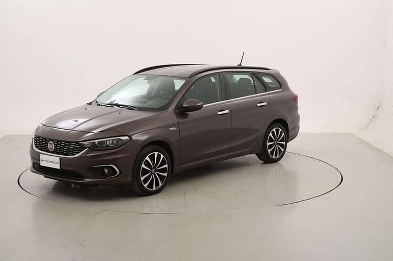 Usata Fiat Tipo Lounge 120 CV (88 kW) 2021 Marrone Station wagon