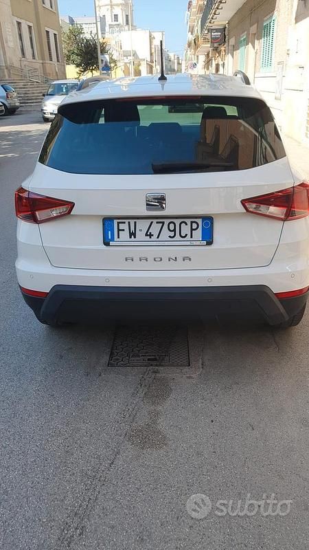 Occasion Seat Arona 95 ch (69 kW) 2019 Blanc SUV