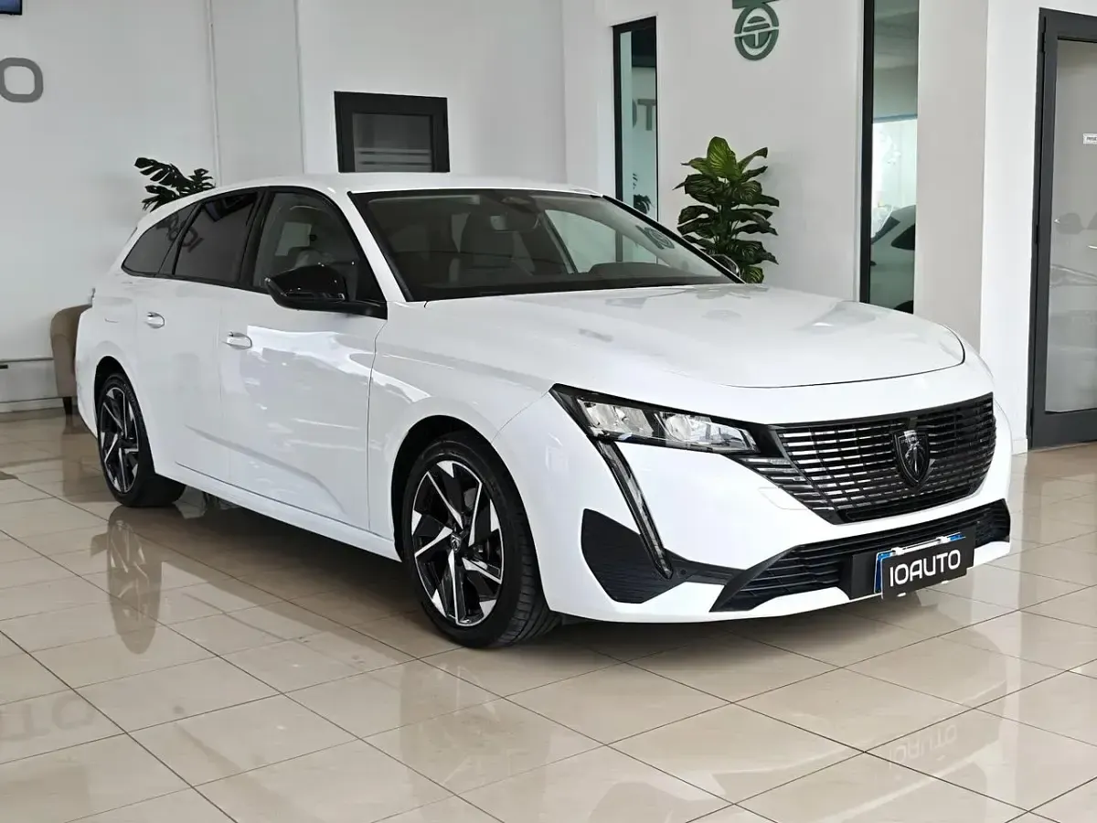 Usata Peugeot 308 Allure 131 CV (96 kW) 2022 Bianco Station wagon