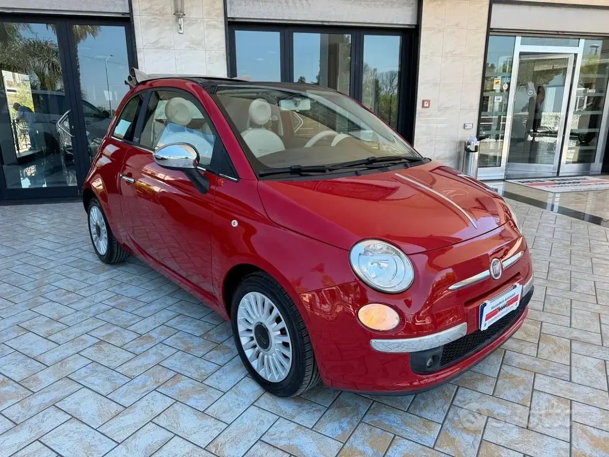 Usata Fiat 500C Lounge 95 CV (69 kW) 2012 Rosso Cabrio