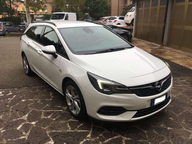 Usata Opel Astra Business Elegance 105 CV (77 kW) 2020 Bianco Station wagon
