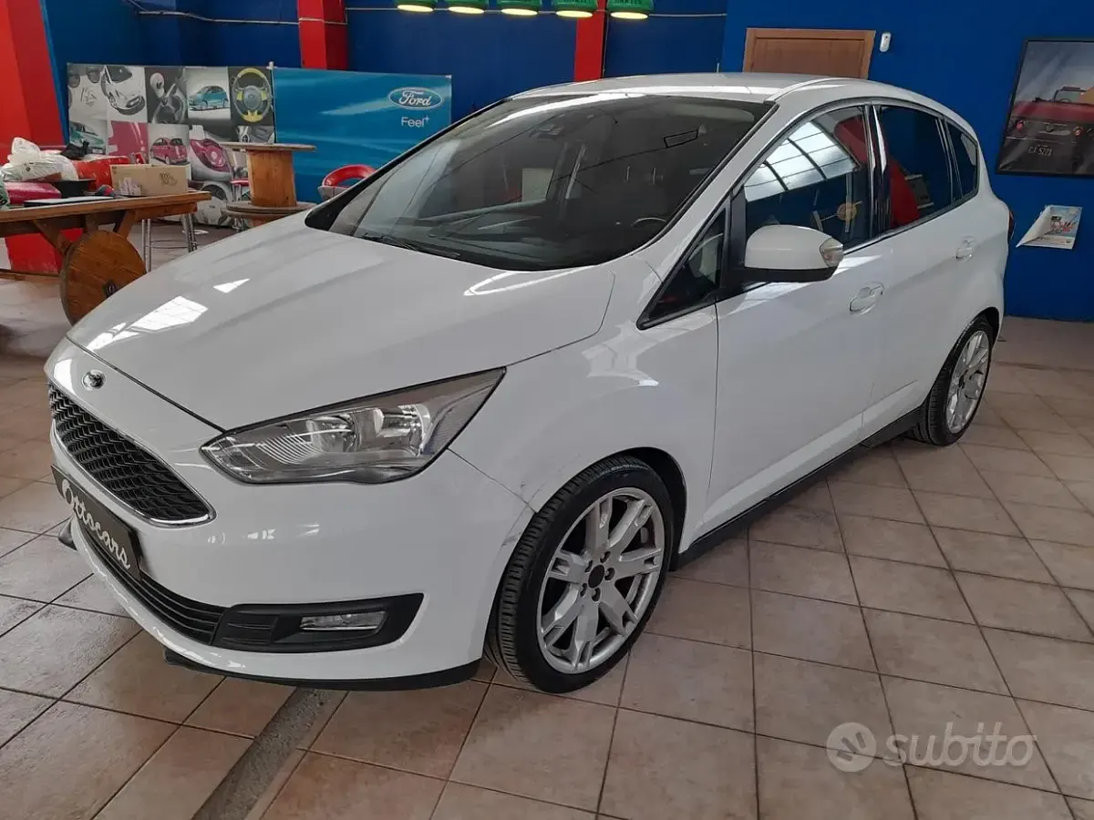 Begagnad Ford C-MAX Business Edition 120 HK (88 kW) 2019 Vit Minibuss
