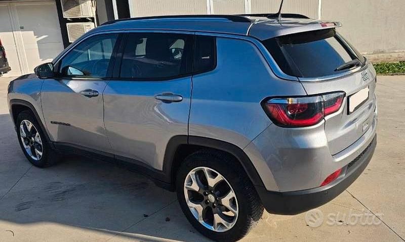 Usata Jeep Compass Limited 120 CV (88 kW) 2018 Grigio SUV