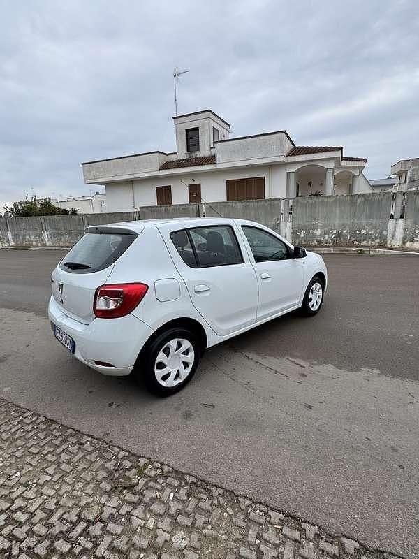 Usata Dacia Sandero 75 CV (55 kW) 2015 Berlina