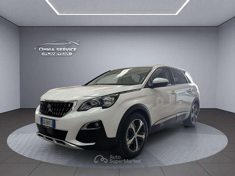 Usata Peugeot 5008 Allure 131 CV (96 kW) 2020 Bianco SUV