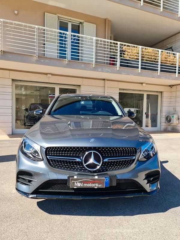 Usata Mercedes GLC220 Premium 169 CV (124 kW) 2017 Grigio Coupé