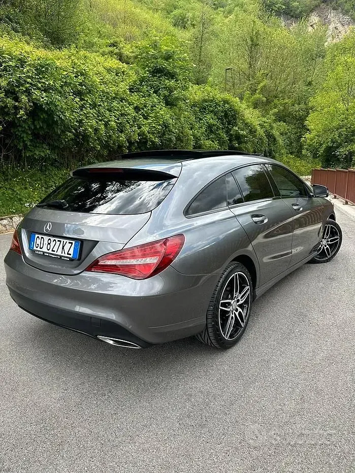 Usata Mercedes CLA200 136 CV (100 kW) 2017 Grigio Station wagon
