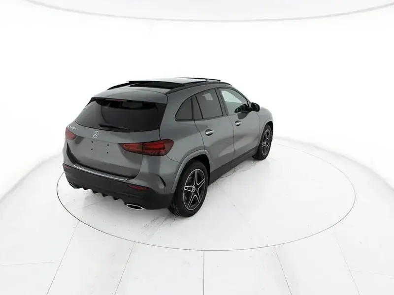 Nuova Mercedes GLA200 AMG line 150 CV (110 kW) 2026 Grigio SUV