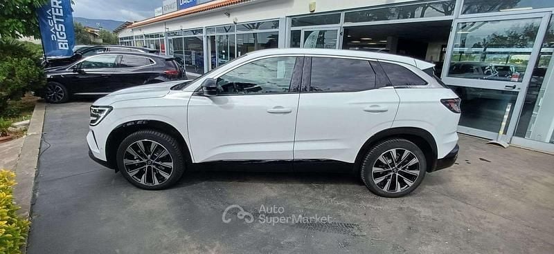 Usata Renault Austral Techno 131 CV (96 kW) 2023 Bianco ghiaccio SUV