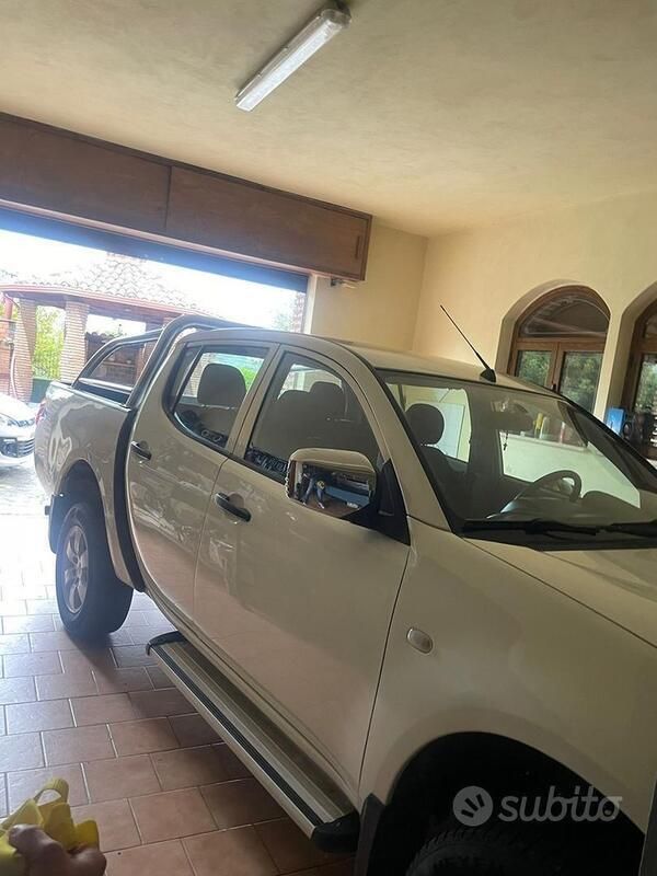 Usato 2011 Mitsubishi L200 Diesel (16.000 €) Calabria AutoUncle