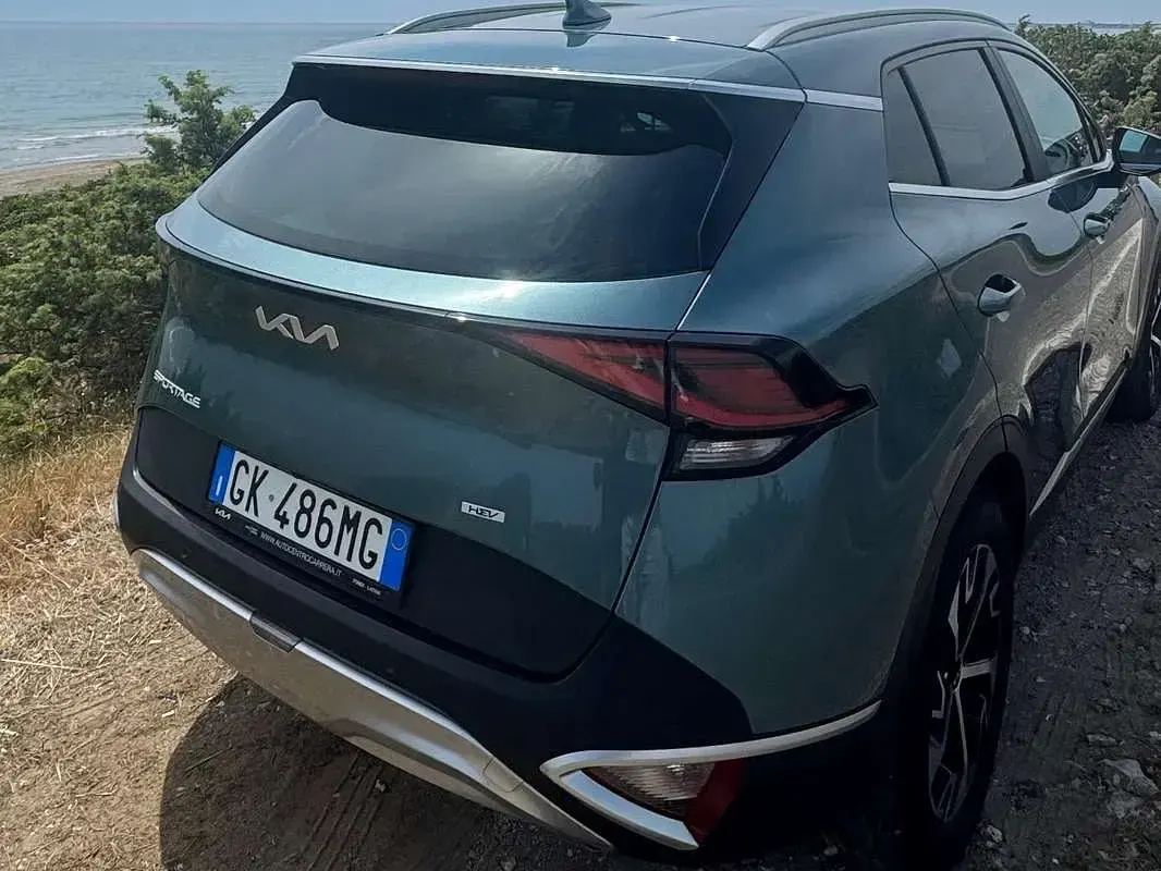 Usata Kia Sportage Style 179 CV (131 kW) 2023 Blu/azzurro SUV