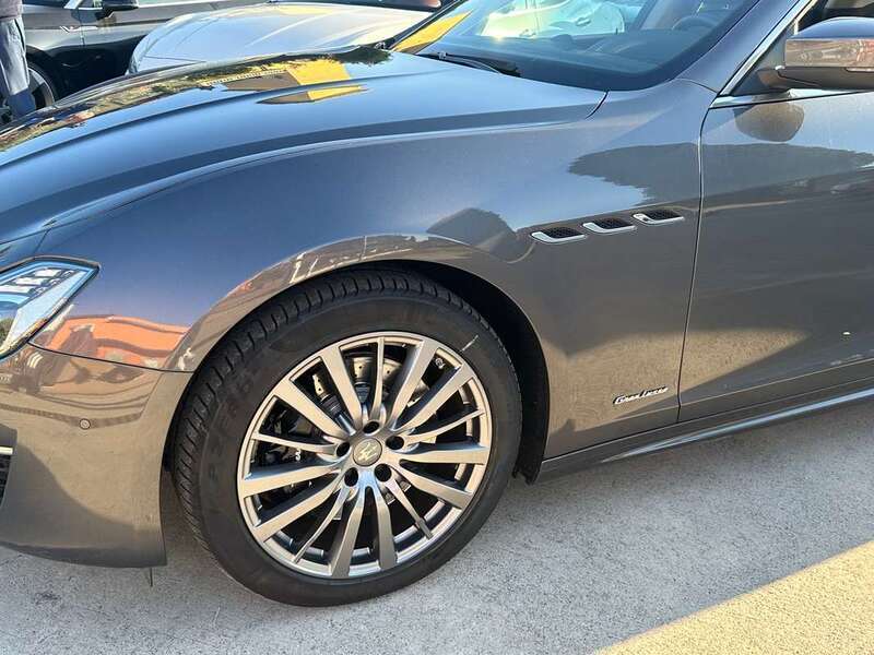Usato 2019 Maserati Ghibli 3.0 Diesel 250 CV (39.900 €)