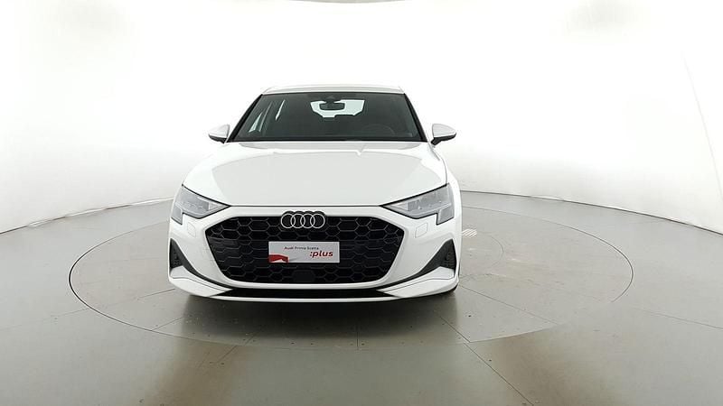 Nuova Audi A3 Advanced Plus 150 CV (110 kW) 2025 Bianco arkona Berlina
