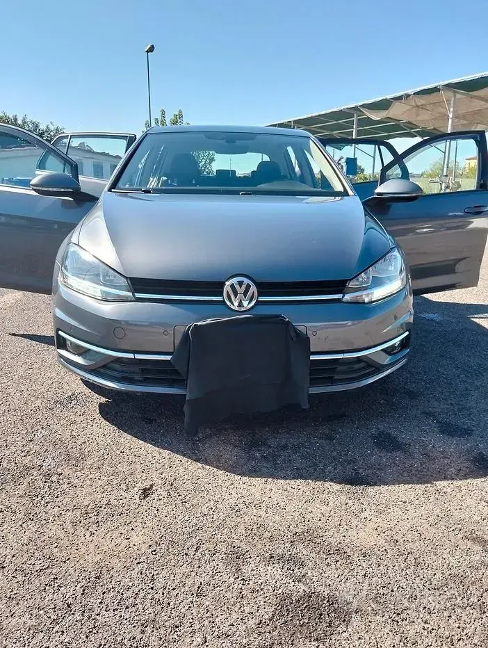 Usata VW Golf VII Highline 116 CV (85 kW) 2018 Utilitaria