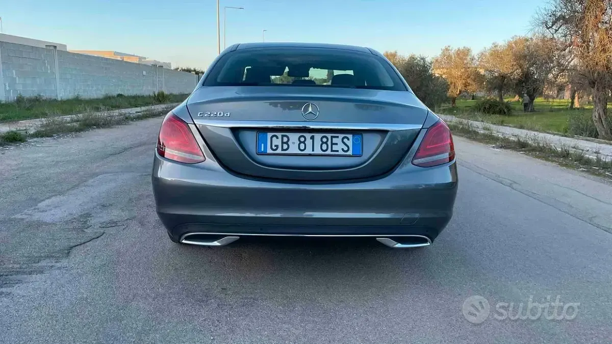 Usata Mercedes C220 194 CV (142 kW) 2020 Grigio Berlina