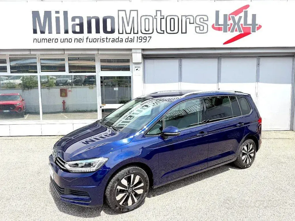 Usata VW Touran Move 150 CV (110 kW) 2024 Bluazzurro Monovolume