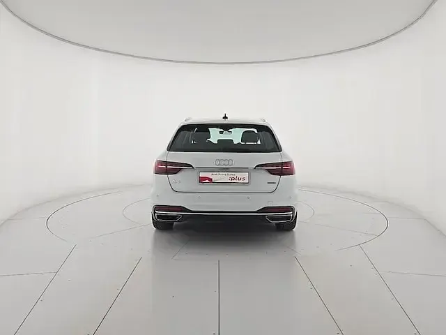 Usata Audi A4 Advanced 204 CV (150 kW) 2024 Bianco ghiaccio metallizzato Station wagon