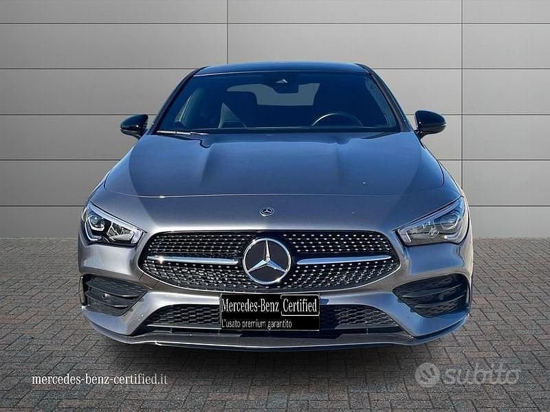 Usata Mercedes CLA200 Premium 150 CV (110 kW) 2023 Grigio Coupé