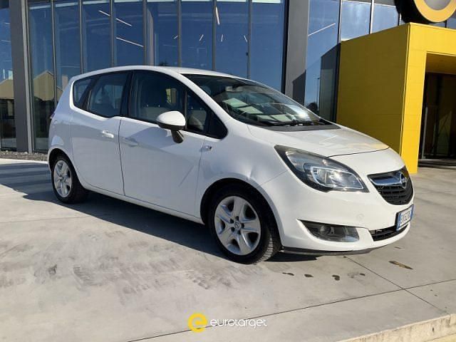 Bianco Usata 2014 Opel Meriva Monovolume | 3450 € (Ottimo prezzo) - Immagine 1/4
