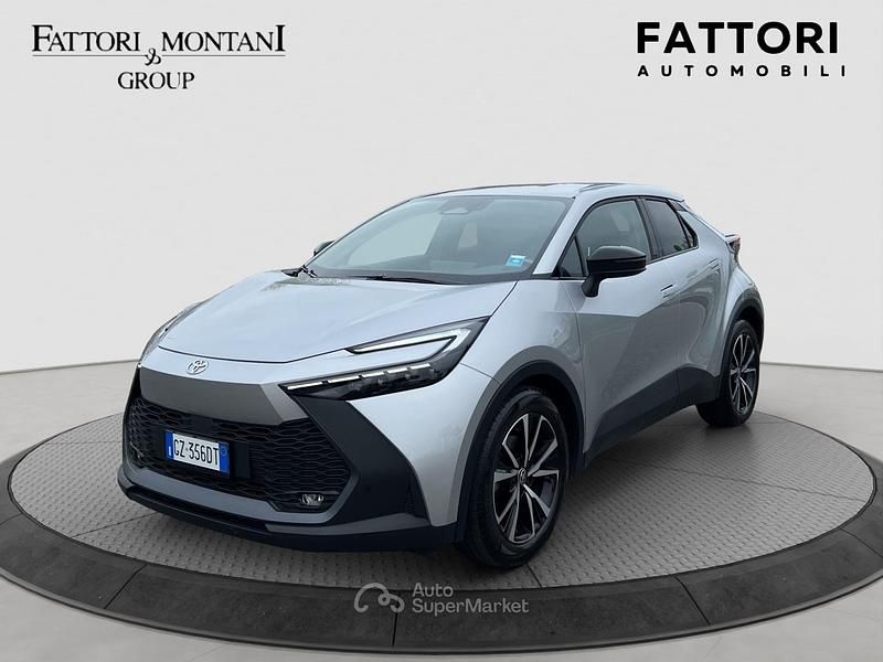 Usata Toyota C-HR Trend 98 CV (72 kW) 2025 Argento SUV