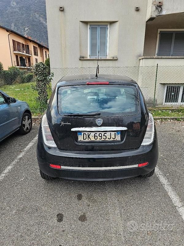 Usata Lancia Ypsilon 60 CV (44 kW) 2007 Nero Utilitaria