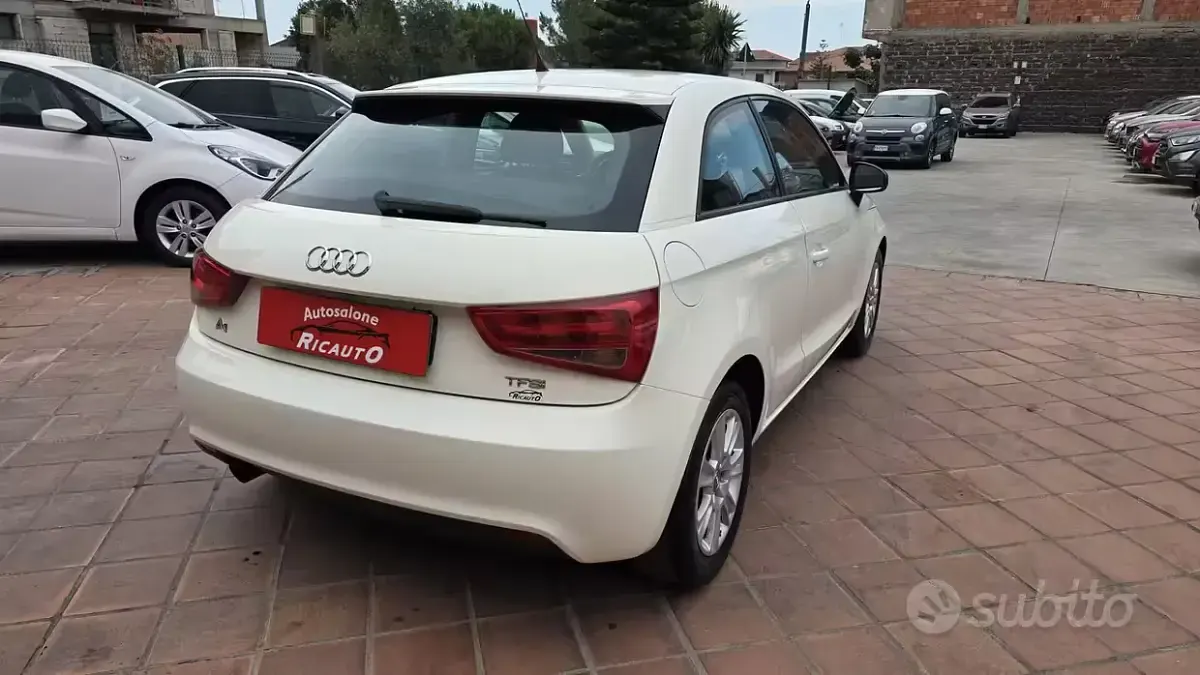 Usata Audi A1 Ambition 86 CV (63 kW) 2011 Bianco Utilitaria