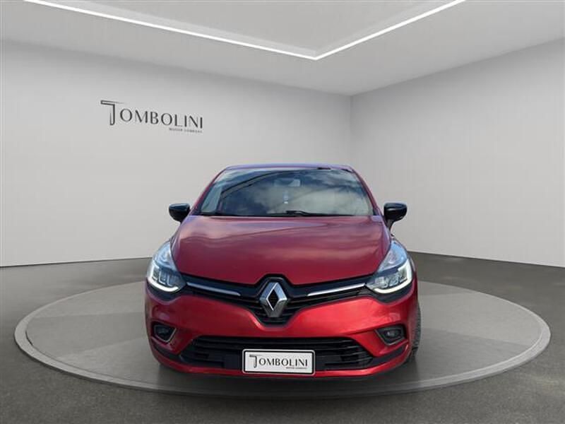 Usata Renault Clio V Zen 90 CV (66 kW) 2019 Rosso