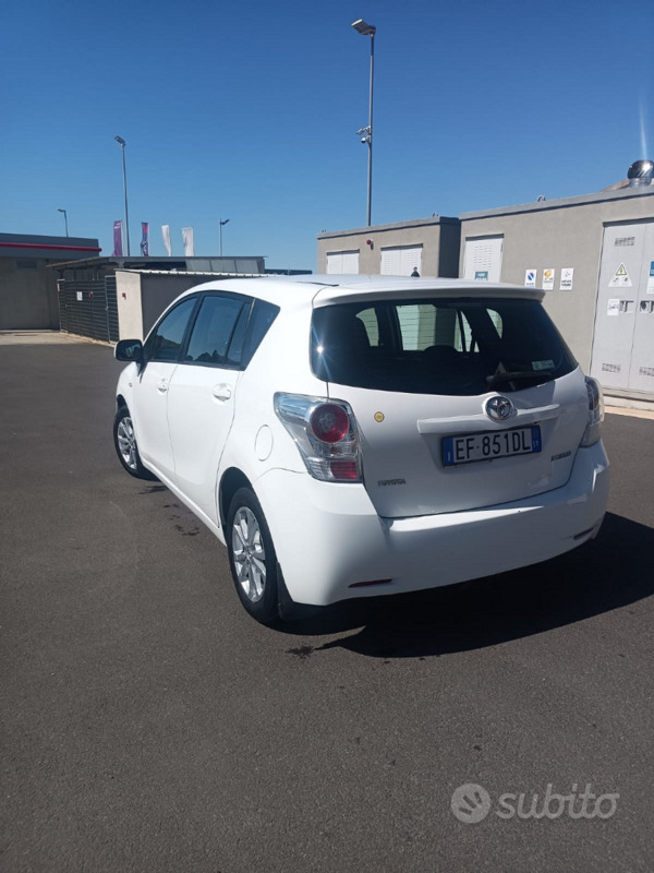 Usato 2011 Toyota Verso 2.2 Diesel 150 CV (3.500 €)