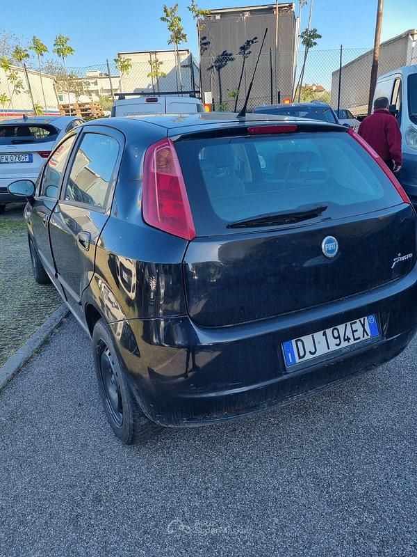 Usata Fiat Grande Punto 75 CV (55 kW) 2007 Utilitaria