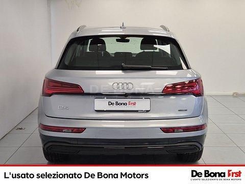 Usata Audi Q5 Advanced 265 CV (194 kW) 2021 Argento fioretto SUV