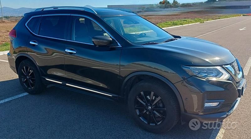 Usata Nissan X-Trail Tekna 130 CV (95 kW) 2018 Verde SUV