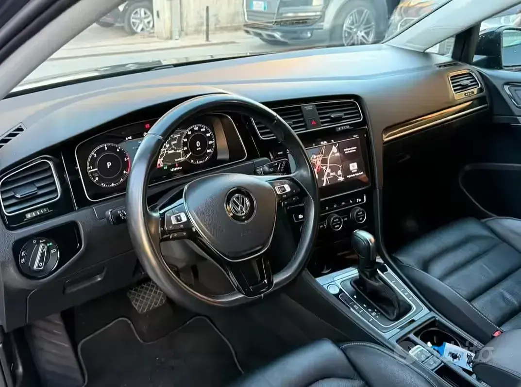 Usata VW Golf VII 150 CV (110 kW) 2019 Grigio Berlina