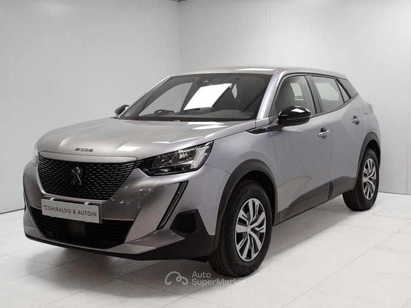 Usata Peugeot 2008 Active 100 kW (136 CV) 2023 Gray SUV