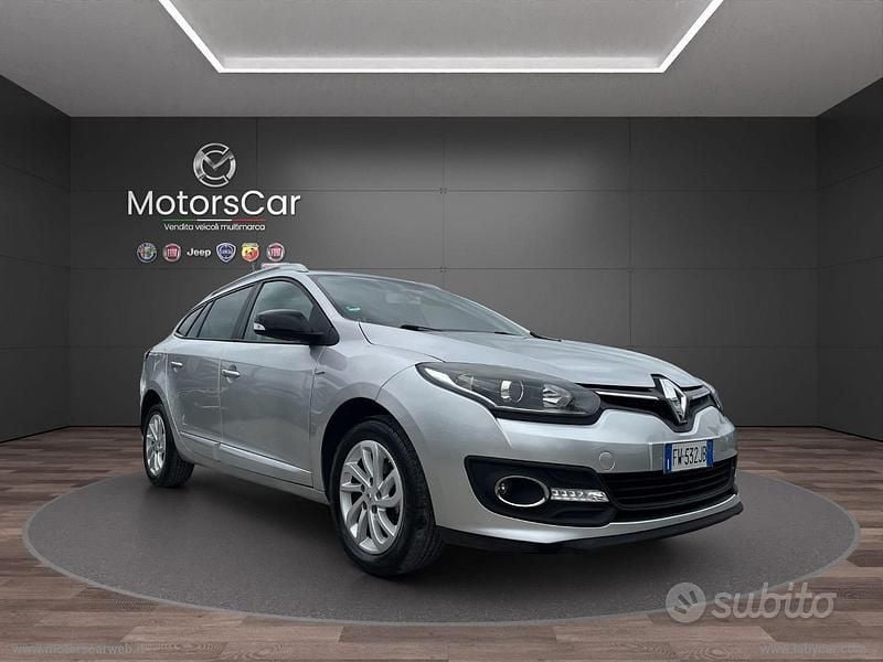Usata Renault Mégane III 110 CV (80 kW) 2016 Grigio Berlina