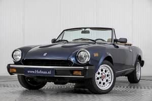 Usata Fiat 124 135 CV (99 kW) 1985 Blu Cabrio