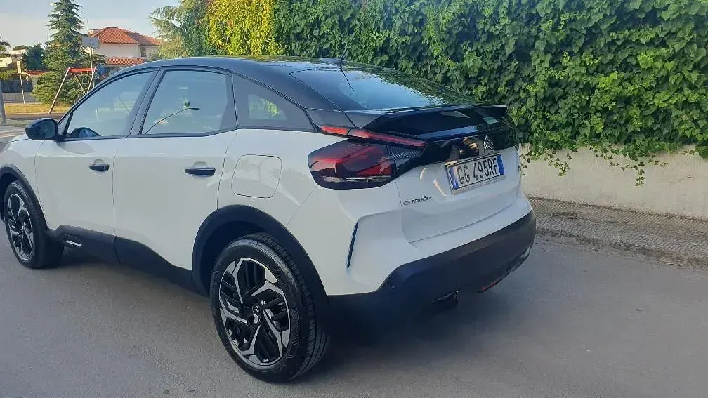 Usata Citroën C4 Shine 110 CV (80 kW) 2021 Bianco Berlina