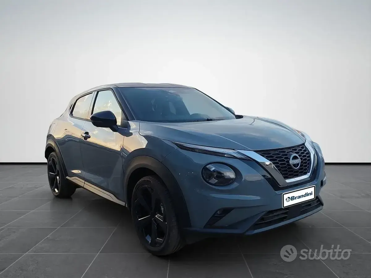 Nuova Nissan Juke Tekna 114 CV (83 kW) 2026 Dark metal grey/black SUV