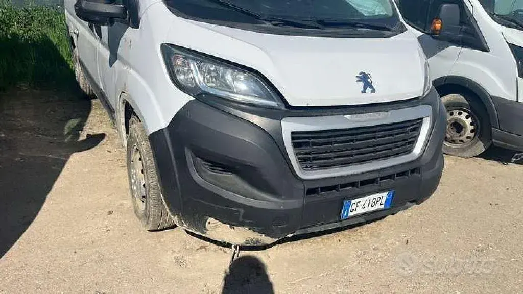 Usata Peugeot Boxer 140 CV (102 kW) 2021 Bianco Furgone