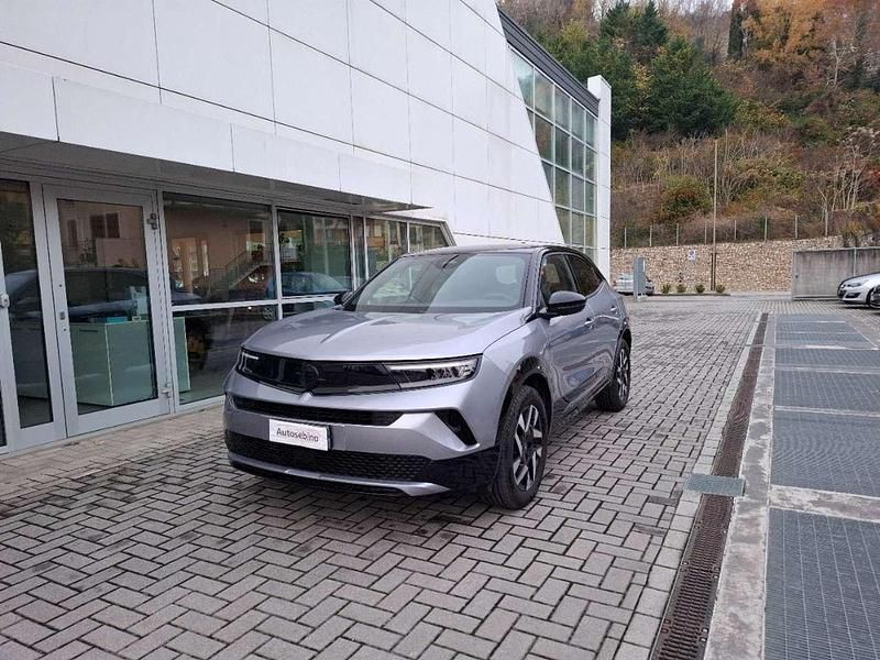 Usata Opel Mokka 131 CV (96 kW) 2025 Grigio SUV