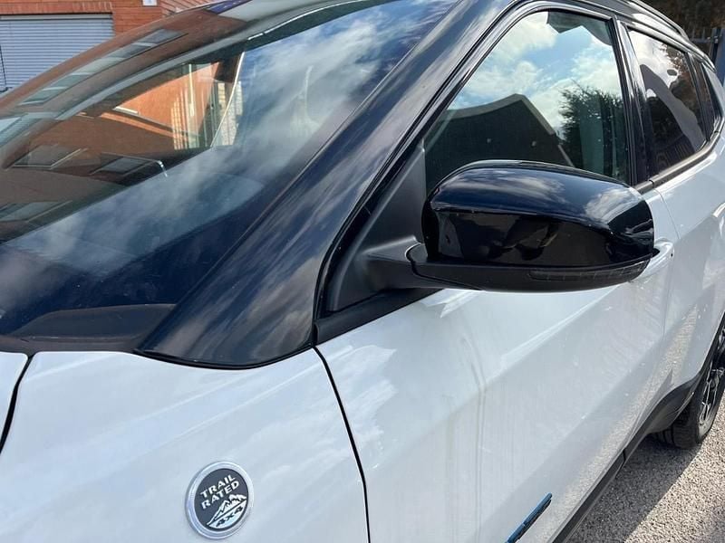 Usata Jeep Compass Trailhawk 239 CV (175 kW) 2023 Bianco SUV