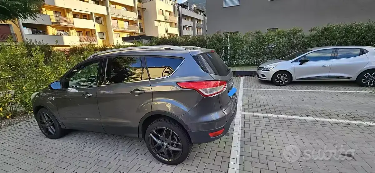 Usata Ford Kuga Titanium 140 CV (102 kW) 2014 SUV