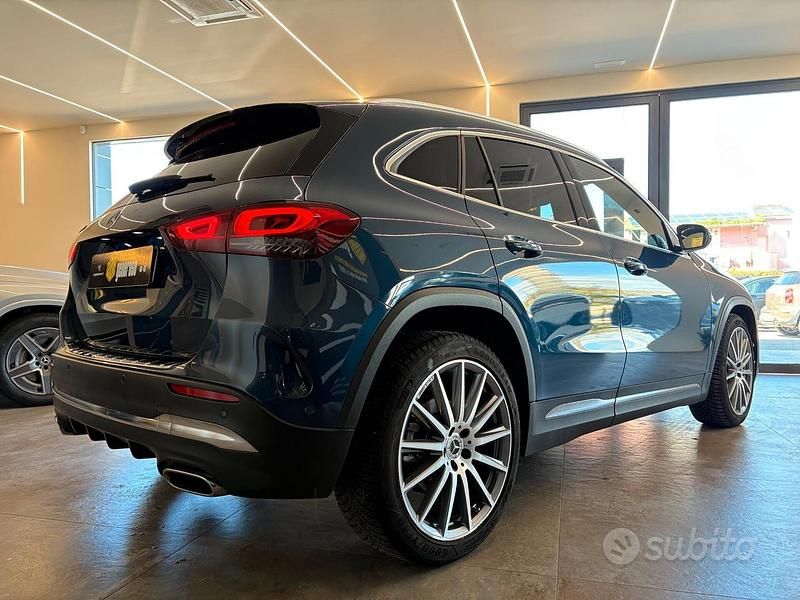 Usata Mercedes GLA200 Premium Plus 150 CV (110 kW) 2022 Blu/azzurro SUV