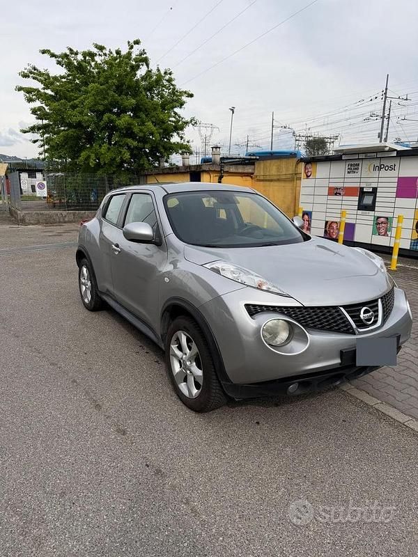 Usata Nissan Juke 110 CV (80 kW) 2011 Grigio SUV