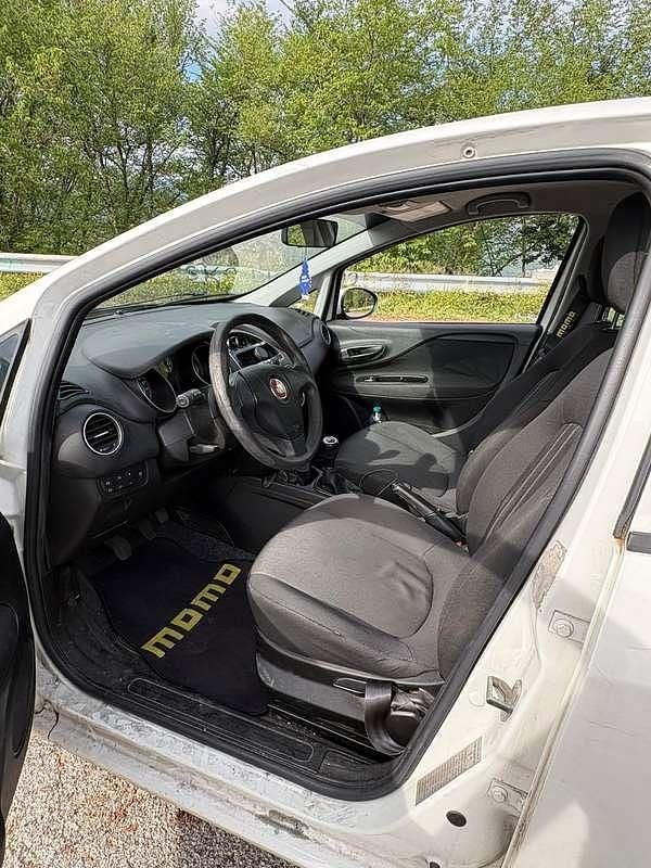 Usata Fiat Punto Street 95 CV (69 kW) 2016 Bianco Utilitaria