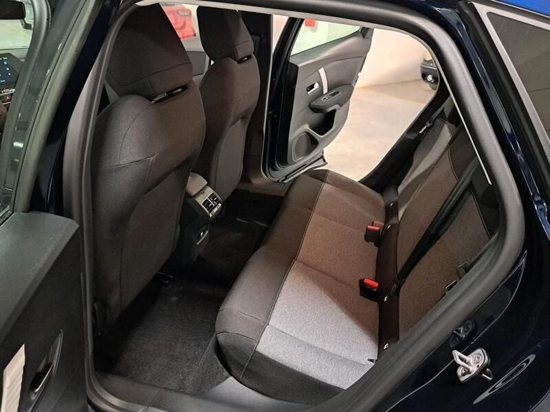 Usata Citroën C4 PureTech 100 CV (73 kW) 2024 Blu Berlina