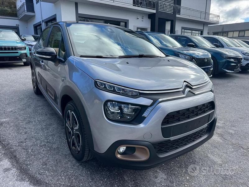 Usata Citroën C3 PureTech 110 CV (80 kW) 2023 Grigio Utilitaria