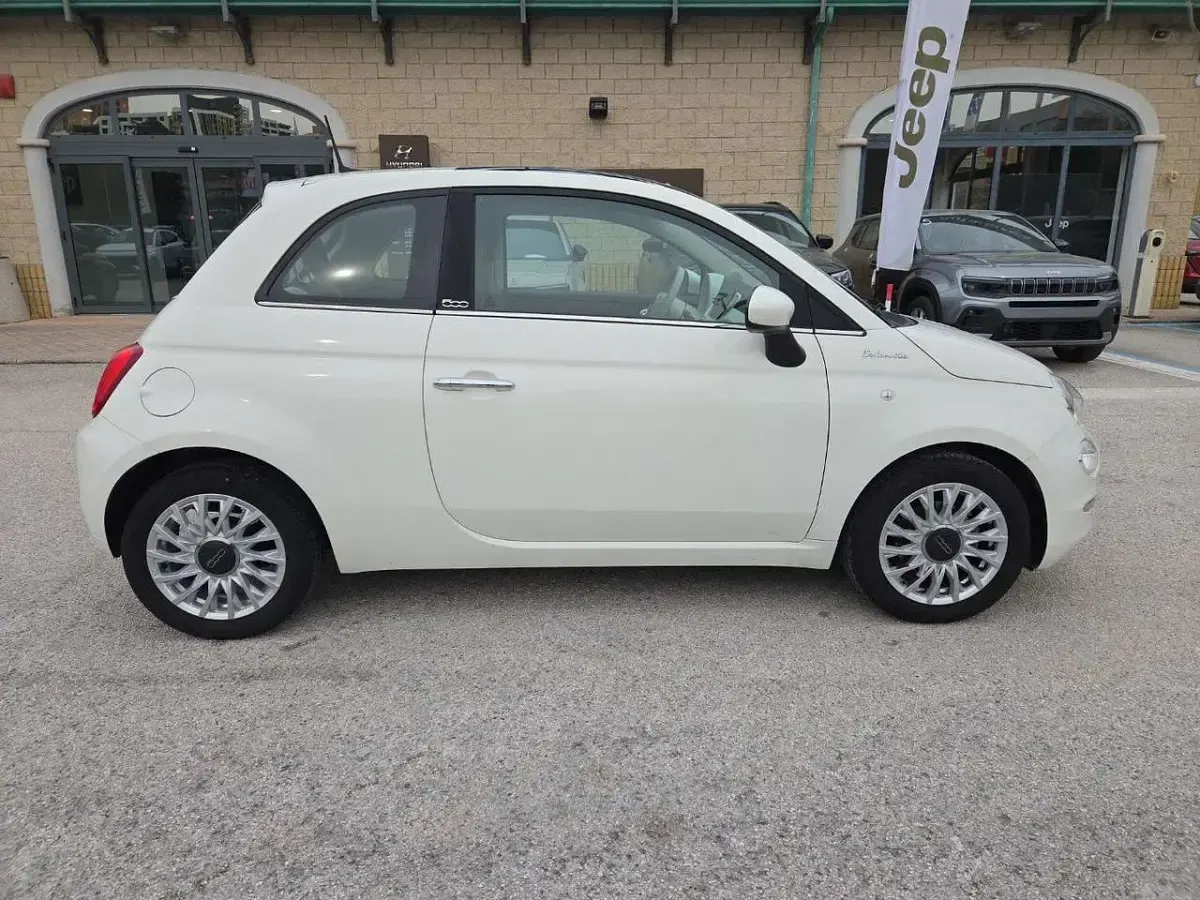 Usata Fiat 500 Dolcevita 69 CV (50 kW) 2021 Bianco Berlina