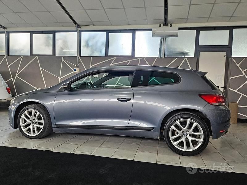 Usata VW Scirocco 160 CV (117 kW) 2009 Blu Coupé