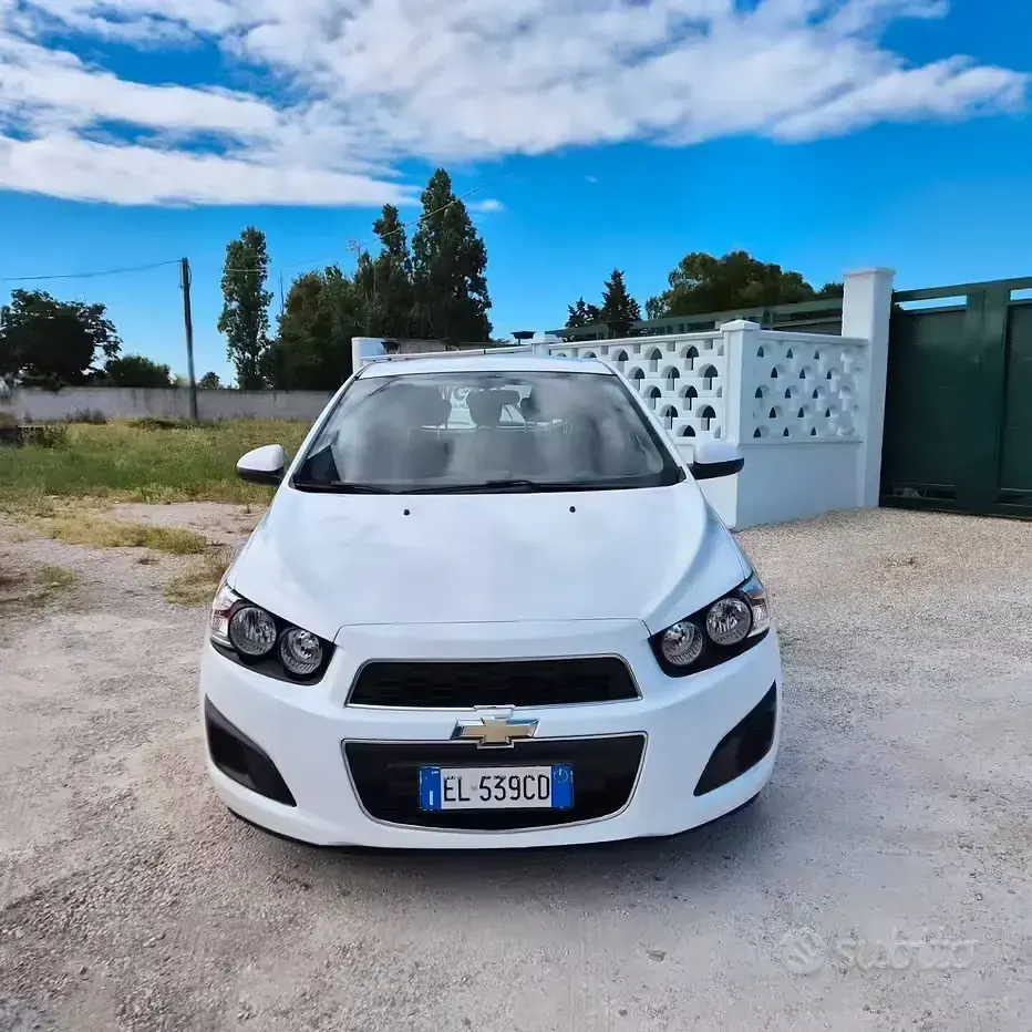 Usata Chevrolet Aveo LT 75 CV (55 kW) 2011 Bianco Berlina